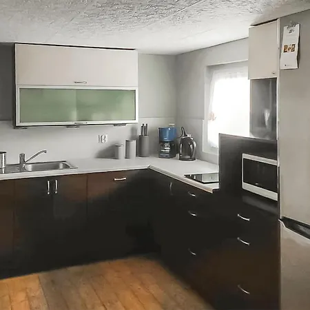 Vakantiehuis Amazing In Gorna *